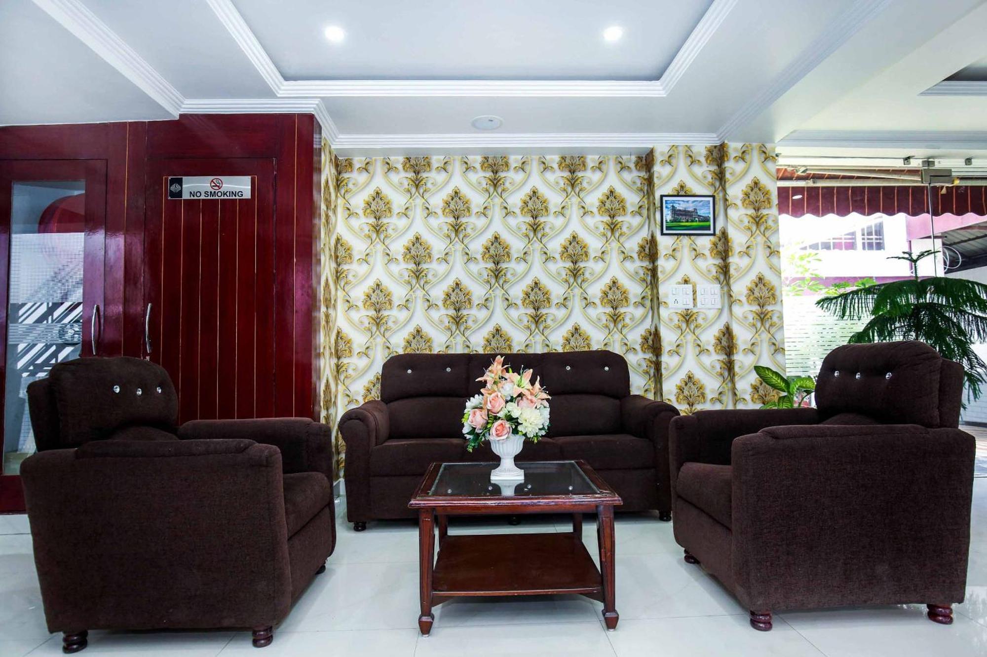 Hotel White Grand Shimla - In City Centre - A Centrally Ac Hotel Exterior foto